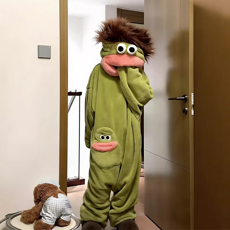 פיג׳מה אוברול מפלצת חמודה, תמונה 3 מתוך 6