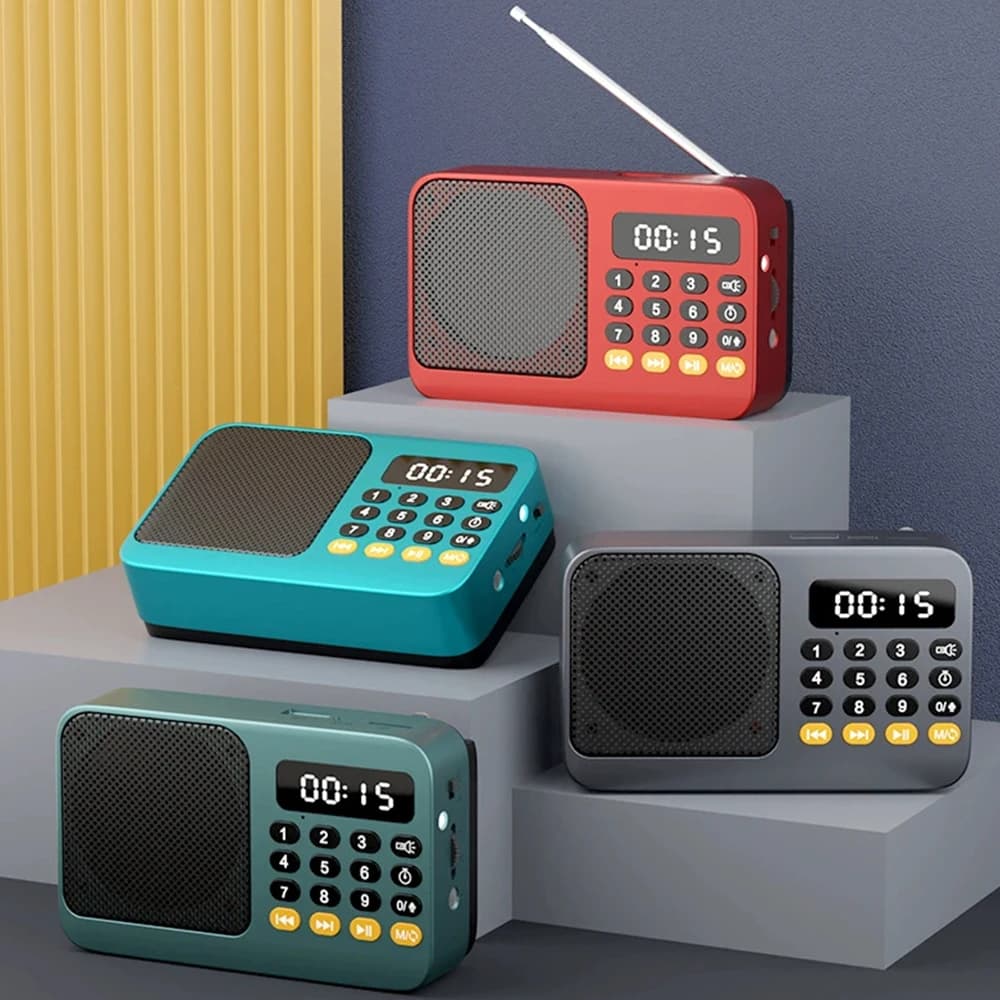 רדיו FM נייד עם פנס, תמונה 2 מתוך 6